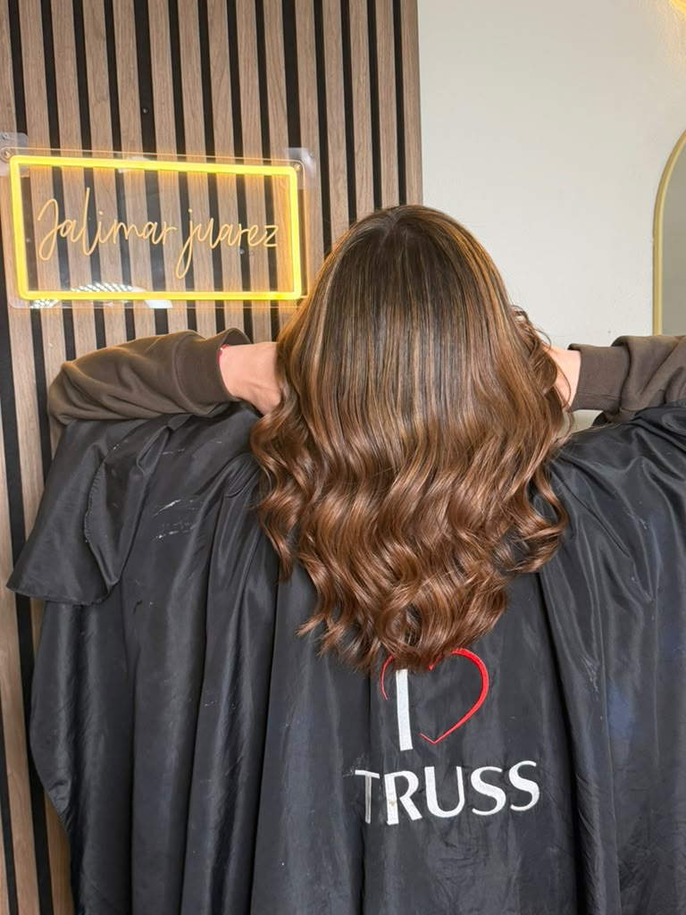 Brillo Canela — Balayage castaño